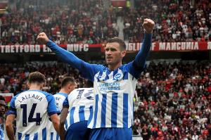 格罗斯:阿森纳角球时卡人不看球,防守极其强硬且游走在规则边缘 - 资讯配图