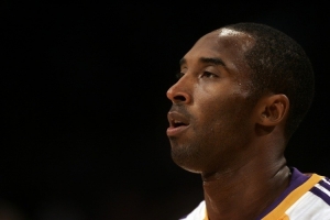 训练时被科比骂哭?书豪:不是的 说垃圾话正常 这就哭那没法打了 - 资讯配图