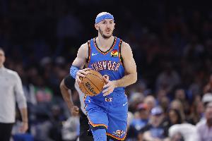 雷霆官方：卡鲁索与哈尔滕施泰因均因伤退出今日比赛 - 资讯配图