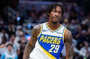 卡莱尔：昆顿·杰克逊上场改变了比赛 努力拼搏是我们该有的样子 - 资讯配图