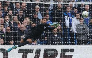 被安排替补，切尔西跟队记者：罗伯特·桑切斯没有受伤 - 资讯配图