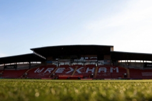 即将迎战切尔西!雷克瑟姆官方呼吁球迷不要在比赛中喊恐同口号 - 资讯配图