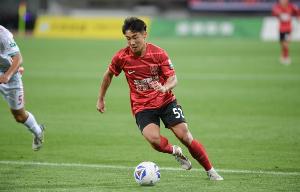 17岁帅惟浩未进入成都蓉城一线队B名单，此前刚获得金童奖 - 资讯配图