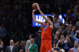 外线保持住手感!切特6记三分平个人单场纪录 全场砍28分8板 - 资讯配图