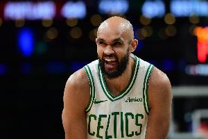 德里克·怀特：黄蜂非常出色打球很无私 我猜是查尔斯·李教得好 - 资讯配图