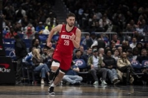 15大优质合同:申京仅第5&布伦森第3!绿军3将上榜!前2千载难逢 - 资讯配图