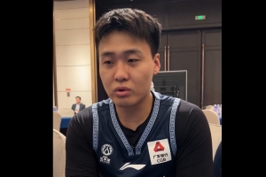 赵睿：徐昕去广州后进步很大 经历了也成长了希望他继续努力 - 资讯配图