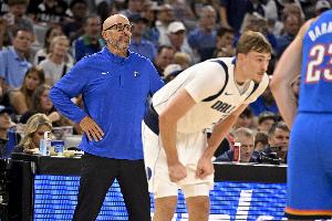 基德谈弗拉格回归:他攻防两端都出色 在最后时刻发挥了关键作用 - 资讯配图