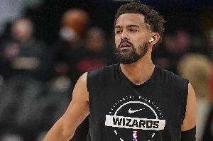 今日迎来首秀 特雷·杨：我还在熟悉新队友 他们也在了解我的打法 - 资讯配图