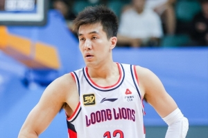 媒体人：郭艾伦想重回CBA赛场不容易 想起林书豪哭着说那句我完了 - 资讯配图