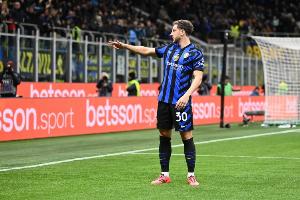 跟队记者:国米计划与奥古斯托和比塞克续约,两人已收到口头提案 - 资讯配图