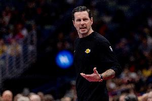 雷迪克：我们下半场丢了5次上篮 罚球和上篮不中真正让我们受挫 - 资讯配图