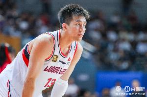 郭艾伦广州队生涯两个赛季仅出战19场 场均14.5分2.9板4.5助 - 资讯配图