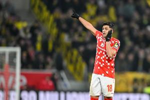 德天空：美因茨中场阿米里计划今夏转会，已有球队询问他的情况 - 资讯配图