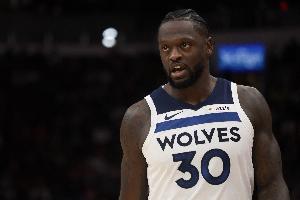 火力靠谱!兰德尔半场9中5砍并列最高14分 外加4篮板3助攻 - 资讯配图