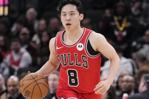 获得机会！河村勇辉半场出战4分20秒 没有得分&拿到1板2助 - 资讯配图