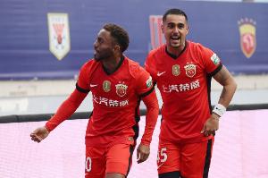 东体：海港需先解决进球问题，将为吕文君、蔡慧康举行退役仪式 - 资讯配图