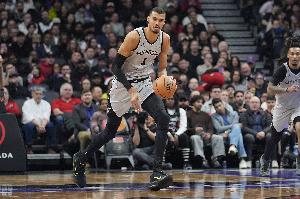 你硬我更硬!马刺本季至少击败东西部第一活塞雷霆两次 联盟唯一 - 资讯配图