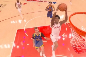 火箭首次领先！阿门底角三分球&抢断反击个人连拿五分反超勇士 - 资讯配图