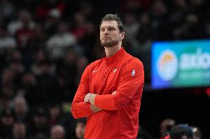 斯普利特:霍乐迪带领了我们几分钟 但火箭有杜兰特&阿门和申京 - 资讯配图