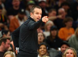 奥特：90次出手有58次三分 占比确实高 但只要质量高 我们就接受 - 资讯配图