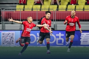 津媒:蓉城5-1大胜新鹏城这场揭幕战看点十足,为新赛季开了好头 - 资讯配图