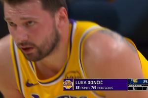 不讲道理！东契奇首节9中7轰下22分 单节20+次数升至历史第四！ - 资讯配图