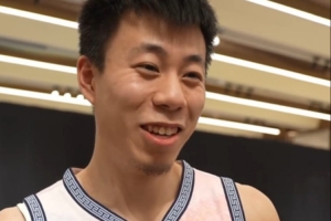 不做篮球运动员最想做什么？张镇麟玩谐音梗：当付豪 - 资讯配图