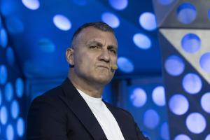 维埃里：只有意大利才议论魔笛年龄，若我是米兰 直接给他5年合同 - 资讯配图