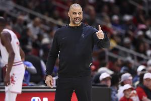 火箭限制对手得分低于100分时11战全胜 低于105分时20胜1负 - 资讯配图