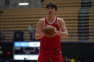 解说:比赛强度不高时杨瀚森能施展进攻才华 正赛是最后一道难关 - 资讯配图