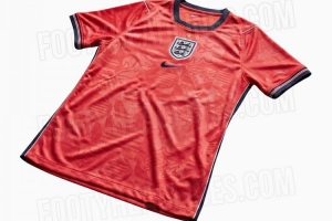 英格兰2026世界杯客场球衣谍照:红色为底,搭配白色和海军蓝 - 资讯配图