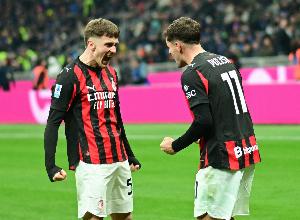 萨56:足球最令我欣慰的,就是能让父母骄傲,并改善他们的生活 - 资讯配图