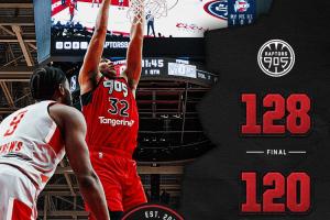 降维打击！TJD被下放至G联盟 今日17中10狂砍32分10板4助2断2帽 - 资讯配图