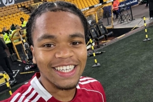 3过人成功1关键传球!恩古莫哈当选利物浦3-1狼队一役全场最佳 - 资讯配图