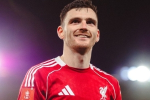 还有油！罗伯逊当选利物浦3-1狼队的队内最佳 - 资讯配图