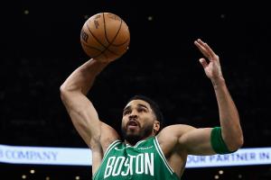 塔图姆复出首秀！苏群：得感谢科技进步&前人付出&球员自己的意志 - 资讯配图