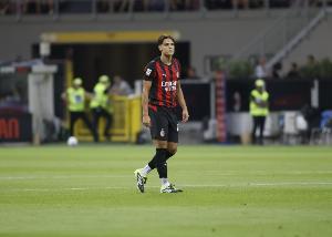 里奇:阿莱格里让队内每个人都感觉自己重要,魔笛在场下同样伟大 - 资讯配图