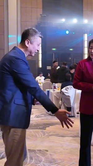 郭士强抢断教学：那个球碰到了 他运球幅度太大正好运我手上 - 资讯配图