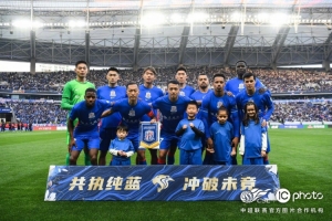 中超联赛第1轮 上海申花主场5-3大连英博海发取得赛季开门红 - 资讯配图