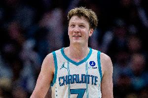 全明星后个人进攻效率:克尼佩尔129.9第1 伦纳德4东契奇5谢泼德7 - 资讯配图