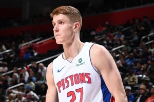 活塞主帅：许尔特阅读防守能力很强 突破能给队友创造得分机会 - 资讯配图