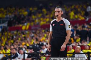 半决赛开始！CBA计划从季后赛半决赛起邀请外籍裁判执裁 - 资讯配图