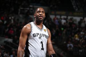 夸梅:麦迪去马刺都没混到戒指真丢人 马刺要是裁掉他肯定能夺冠 - 资讯配图