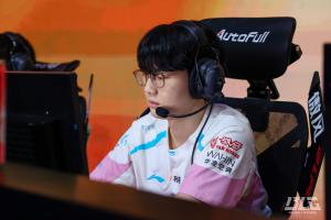 Viper大战Diable!BLG成LPL一号种子 将会对阵LCK二号种子BFX - 资讯配图