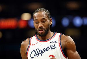 赛程太密了！快船七天打了五场比赛 四场胜利+被马刺逆转惜败 - 资讯配图