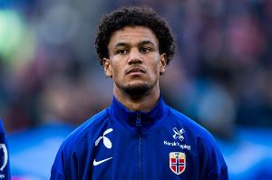 奥斯卡·鲍勃：富勒姆能竞争欧战席位 曼城理解我离开的决定 - 资讯配图