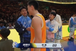 胡明轩三分大赛加赛夺冠!上一次摘下三分王还是2021年! - 资讯配图