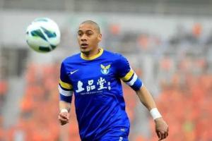 前阿尔滨外援瓦罗：最大的教训是去中国踢球，为了钱迷失自己 - 资讯配图