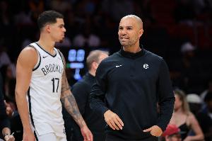 NBA大舞台~篮网上个月输了活塞53分 今天复仇险胜2分 - 资讯配图